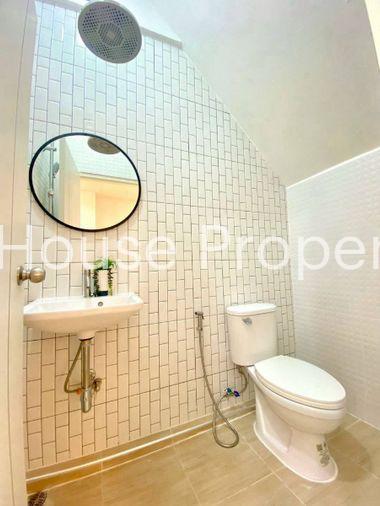 picture Renovated secondhand townhome in Golden Place housing estate, near Saha Group, Sriracha. - 8/16