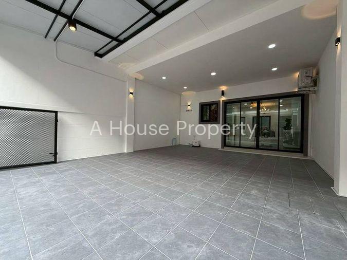 รูป ขายทาวน์โฮมรีโนเวทใหม่ หมู่บ้านแฮมป์ตันพาร์ค 3 ทุ่งสุขลา ศรีราชา - รูปที่ 13/13