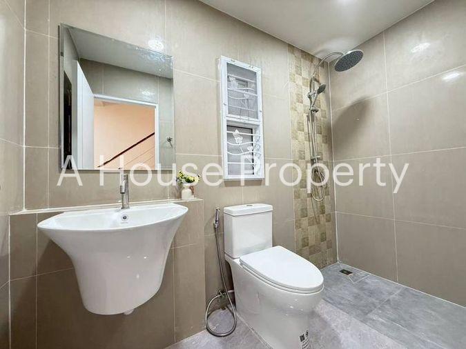 picture Two-story townhome for sale in The Central 2 Nong Yai Bu-Sriracha, Chonburi. - 15/18