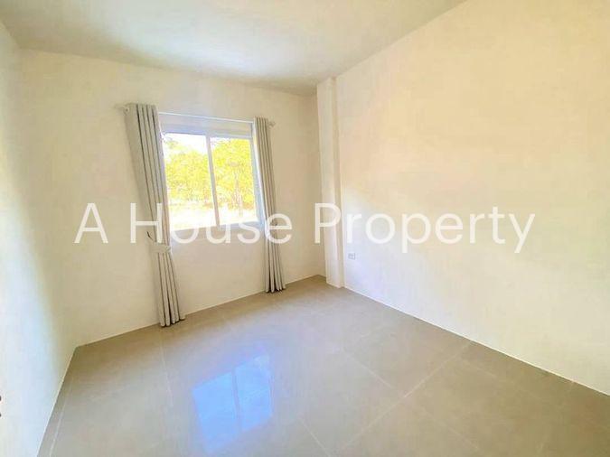 picture Renovated secondhand townhome in Golden Place housing estate, near Saha Group, Sriracha. - 14/16