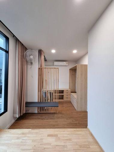 รูป ให้เช่าบ้านใหม่ ตกแต่ง  พลีโน่ พหลโยธิน-วัชรพล 2 หลังมุม พร้อมอยู่  - รูปที่ 10/15