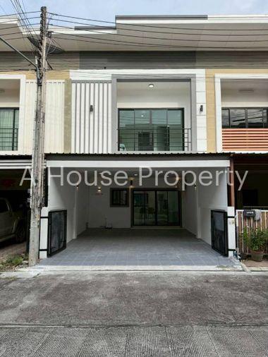 รูป ขายทาวน์โฮมรีโนเวทใหม่ หมู่บ้านแฮมป์ตันพาร์ค 3 ทุ่งสุขลา ศรีราชา - รูปที่ 1/13