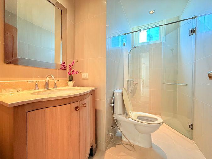 picture For Rent The Empire Place 2 Bed 114 Sqm BTS Chongnonsi  - 19/19