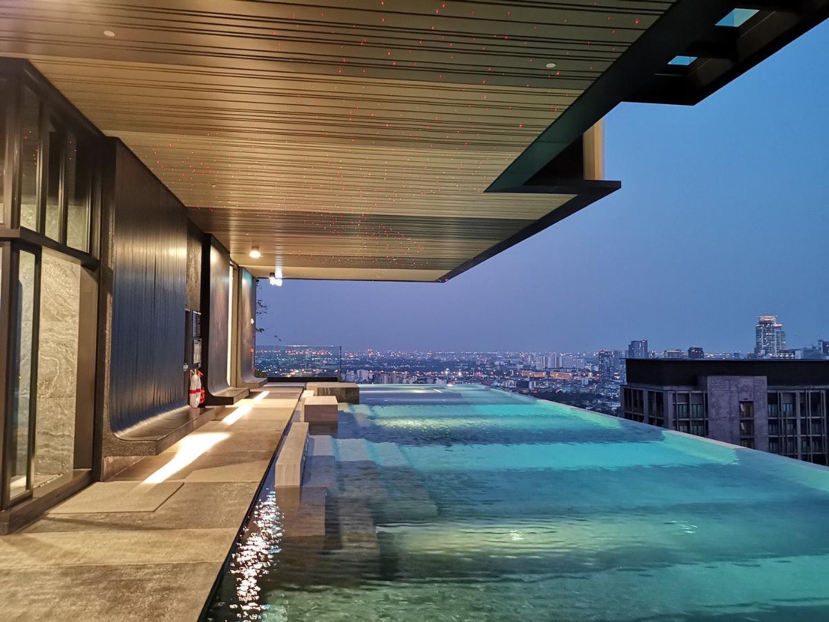 รูป Condo for Rent: RHYTHM Ekkamai Nearest BTS: Ekkamai Station - รูปที่ 15/23