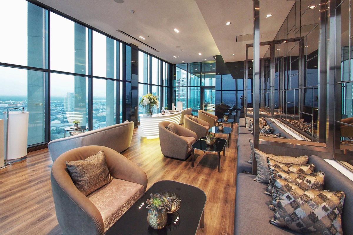 รูป Condo for Rent: RHYTHM Ekkamai Nearest BTS: Ekkamai Station - รูปที่ 2/23