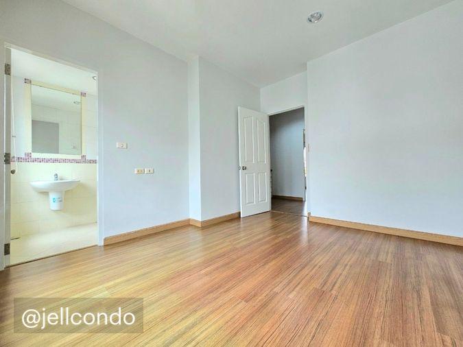 picture House For Sale Baan Klang Muang The Royal Monaco Srinakarin Pattanakarn - 10/10