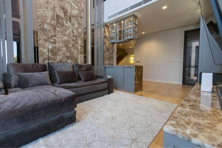 รูป 🏡ให้เช่าบ้านเดี่ยว 3 ชั้น อาร์เทล เอกมัย รามอินทรา แต่งครบพร้อมอยู่ (4 ห้องนอน 6 ห้องน้ำ) ค่าเช่า 250k/เดือน ▫️Line: @sanhaproperty รหัส SHC025 - รูปที่ 4/18