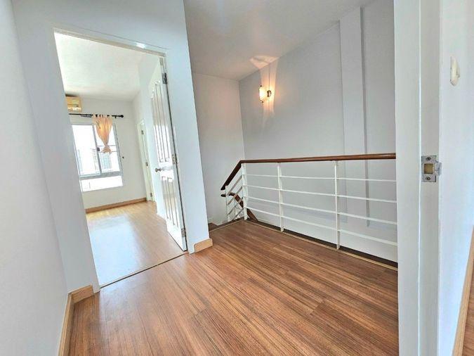 picture House For Sale Baan Klang Muang The Royal Monaco Srinakarin Pattanakarn - 9/10
