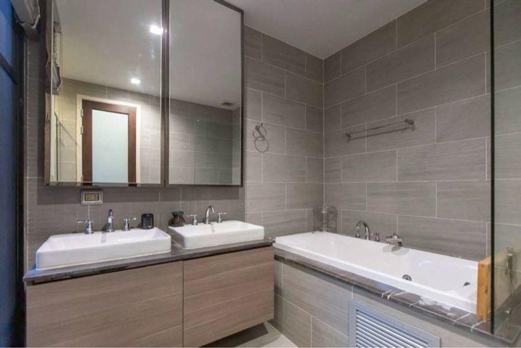 รูป 🏡ให้เช่าบ้านเดี่ยว 3 ชั้น อาร์เทล เอกมัย รามอินทรา แต่งครบพร้อมอยู่ (4 ห้องนอน 6 ห้องน้ำ) ค่าเช่า 250k/เดือน ▫️Line: @sanhaproperty รหัส SHC025 - รูปที่ 15/18