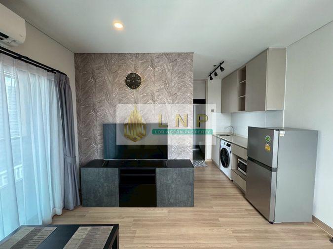 รูป 🏢 ขายคอนโด : Lumpini Suite Phetchaburi - Makkasan (ลุมพินี สวีท เพชรบุรี - มักกะสัน) รหัสทรัพย์ | 📌 LNP-C11465 - รูปที่ 3/8