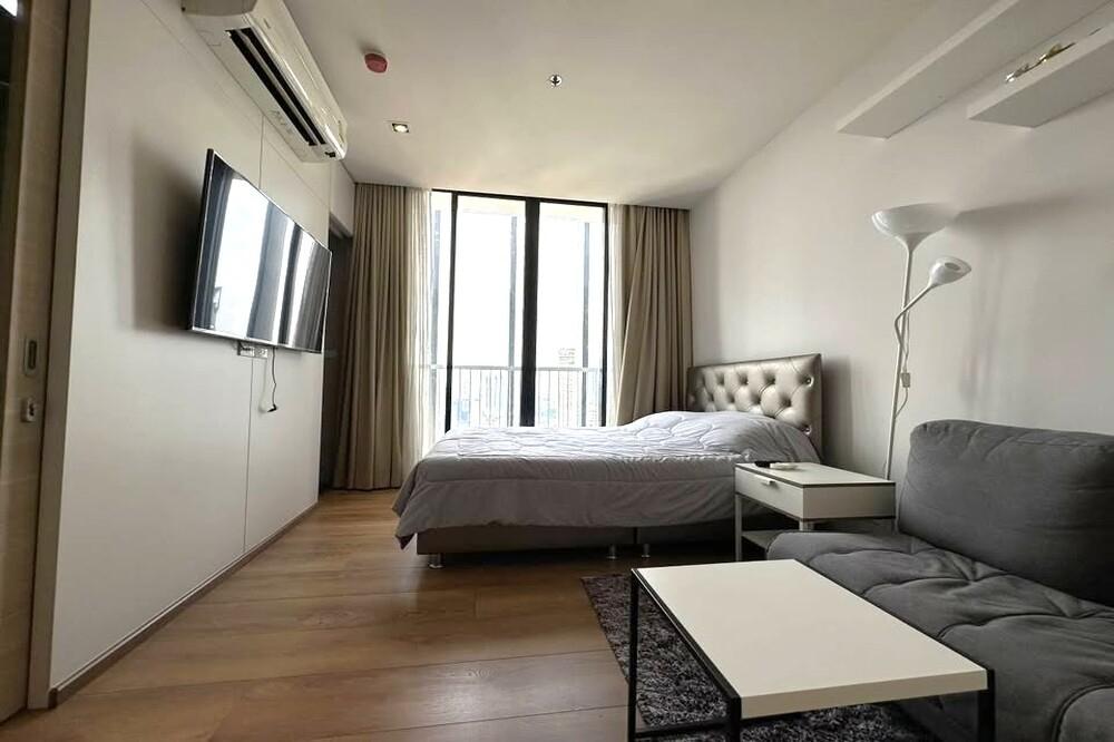 รูป ขาย ! วิวเมือง, ชั้นสูง 32++, ห้องทิศเหนือ !! 🔥 Code C20260100018...Park Origin Phrom Phong, ห้องสตูดิโอ, 1 ห้องน้ำ, แต่งครบ, ขายขาดทุน!!📣📣 - รูปที่ 2/7