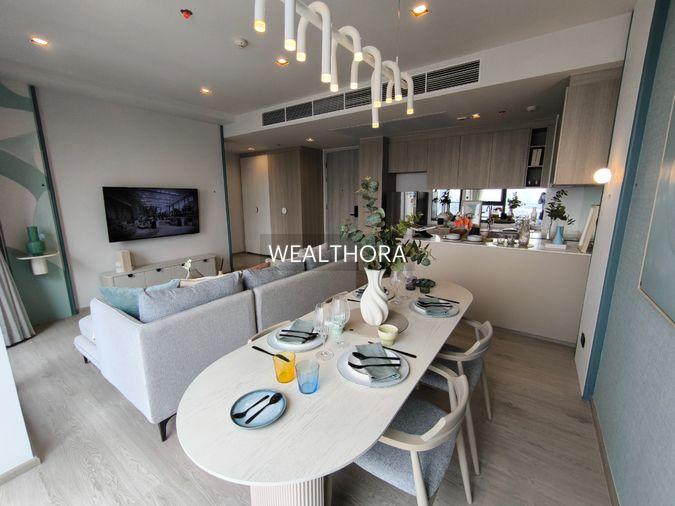picture Reference Sathorn-Wongwianyai Condo, 130 meters to BTS Wongwianyai. - 5/19