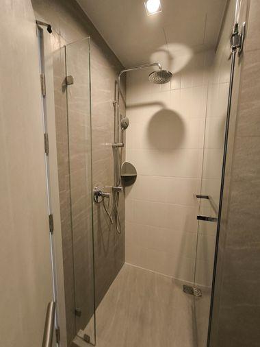 picture Reference Sathorn-Wongwianyai Condo, 130 meters to BTS Wongwianyai. - 11/19