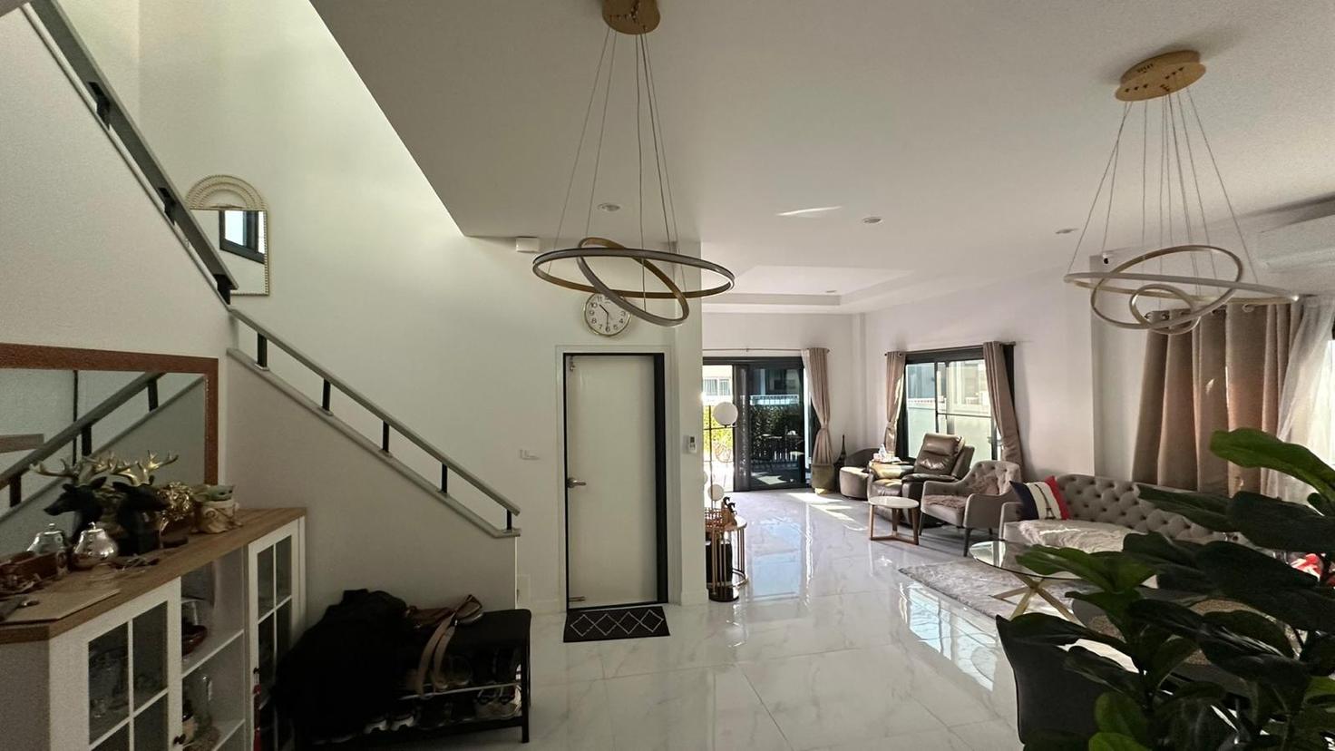 picture House 4 bedrooms for Sale  East Pattaya - 5/23