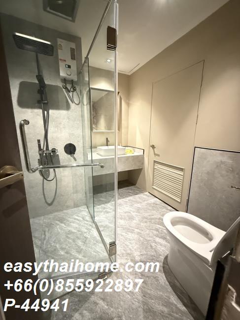 รูป P-44941 วิทยุ คอมเพล็กซ์ 2 นอน วิวเมือง ราคาดี! ใกล้ Central Embassy Line Id: @easythaihome 085-592-2897 - รูปที่ 9/29
