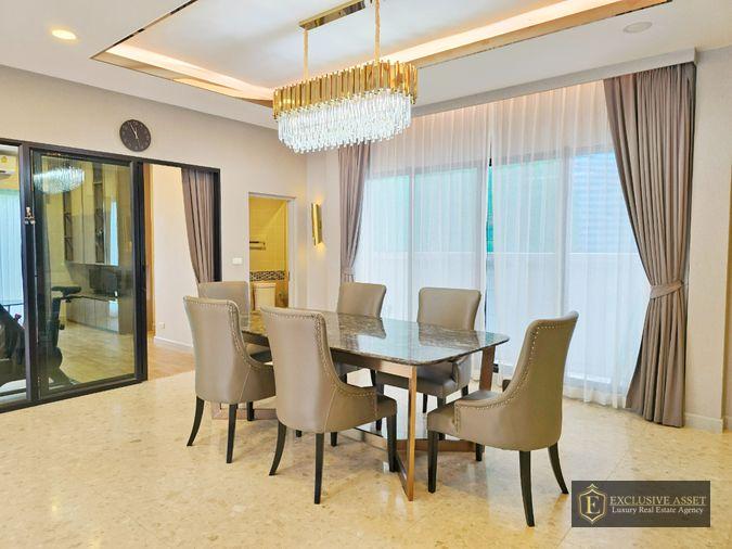 รูป ขายด่วน ม.แกรนด์บางกอก บูเลอวาร์ด สาทร บ้านแปลงมุม สภาพดี 101.3 ตรว. 348 ตรม. สนามหญ้ากว้าง พร้อมเข้าอยู่ - รูปที่ 12/42