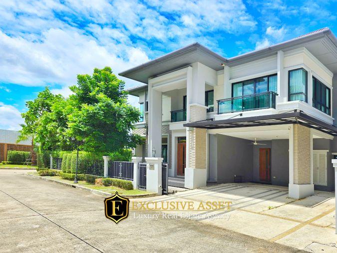 รูป ขายด่วน ม.แกรนด์บางกอก บูเลอวาร์ด สาทร บ้านแปลงมุม สภาพดี 101.3 ตรว. 348 ตรม. สนามหญ้ากว้าง พร้อมเข้าอยู่ - รูปที่ 2/42