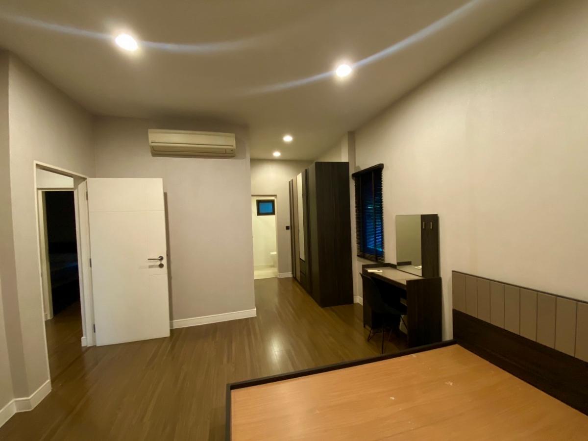 รูป ขายบ้านเดี่ยว 2 ชั้น โครงการพรีเมียม Setthasiri Krungthep Kreetha ทำเลศักยภาพกรุงเทพกรีฑา บ้านสวย เฟอร์ครบ พร้อมเข้าอยู่ ใกล้โรงเรียนนานาชาติ - รูปที่ 18/33