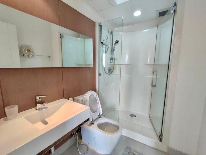 รูป ( UL2409192 ) Tel/Line 096-247-9369✨ ให้เช่า !! THE BANGKOK SATHORN-TAKSIN 2 ห้อนอน 2 ห้องน้ำ ขนาด 71 ตร.ม. ห้องสวย ชั้นสูง !!! - รูปที่ 8/12