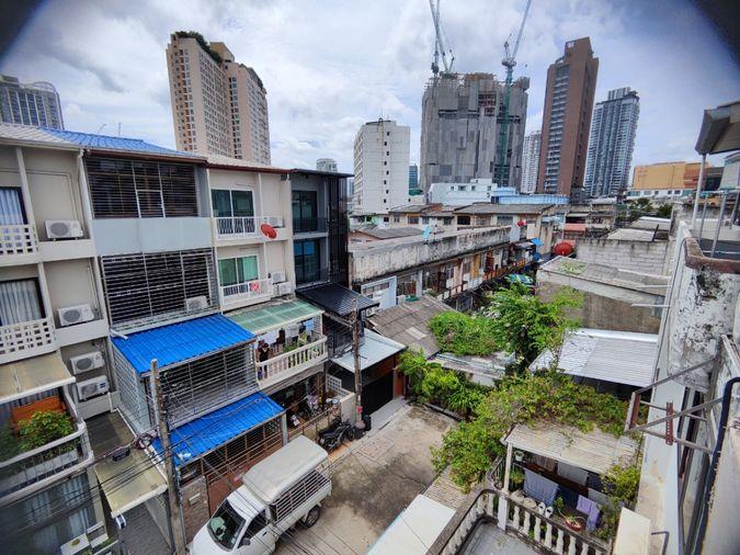 รูป ใกล้สถานี BTS เอกมัย และพระโขนง ขายทาวน์เฮ้าส์ 3 ชั้น ซอยสุขุมวิท 65   ไม่ถึง 1 กิโลเมตร ใกล้ห้าง Gateway  - รูปที่ 21/23