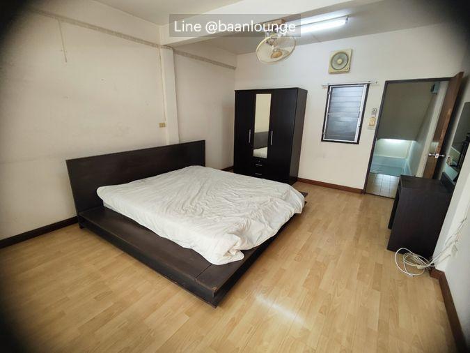 รูป ใกล้สถานี BTS เอกมัย และพระโขนง ขายทาวน์เฮ้าส์ 3 ชั้น ซอยสุขุมวิท 65 ไม่ถึง 1 กิโลเมตร ใกล้ห้าง Gateway - รูปที่ 12/23