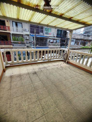 รูป ใกล้สถานี BTS เอกมัย และพระโขนง ขายทาวน์เฮ้าส์ 3 ชั้น ซอยสุขุมวิท 65 ไม่ถึง 1 กิโลเมตร ใกล้ห้าง Gateway - รูปที่ 22/23