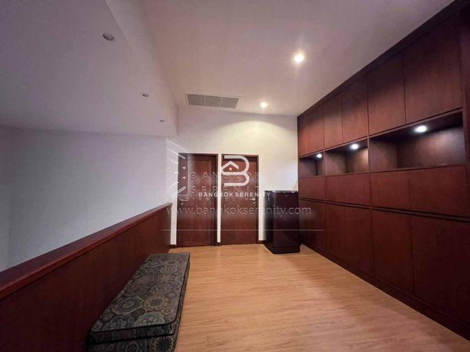 picture House for rent at Panya Pathanakarn Onnut - 39/64