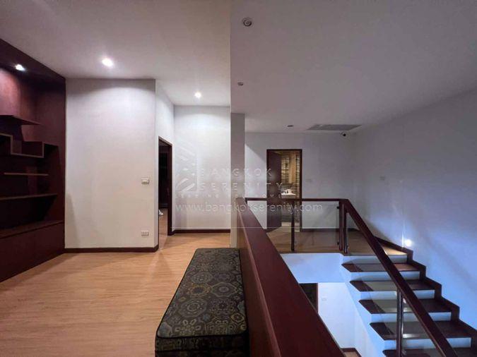 picture House for rent at Panya Pathanakarn Onnut - 41/64