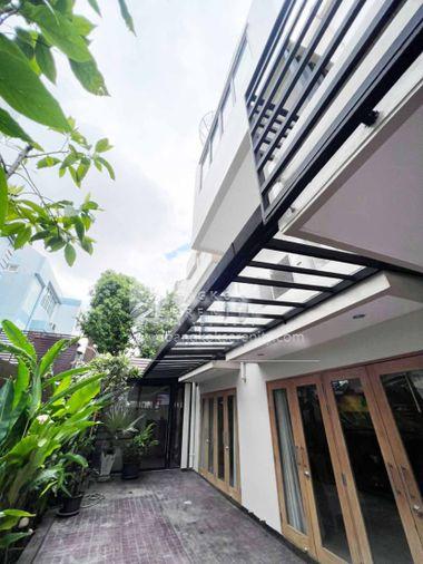 picture House for rent at Panya Pathanakarn Onnut - 1/64