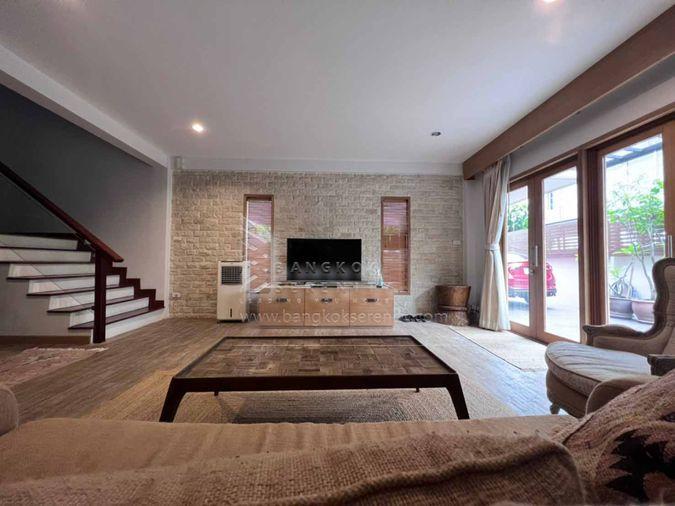 picture House for rent at Panya Pathanakarn Onnut - 54/64