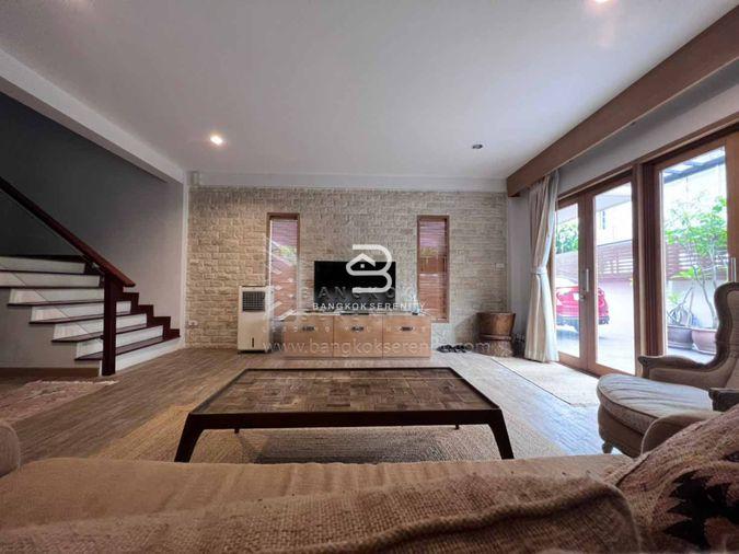 picture House for rent at Panya Pathanakarn Onnut - 54/64