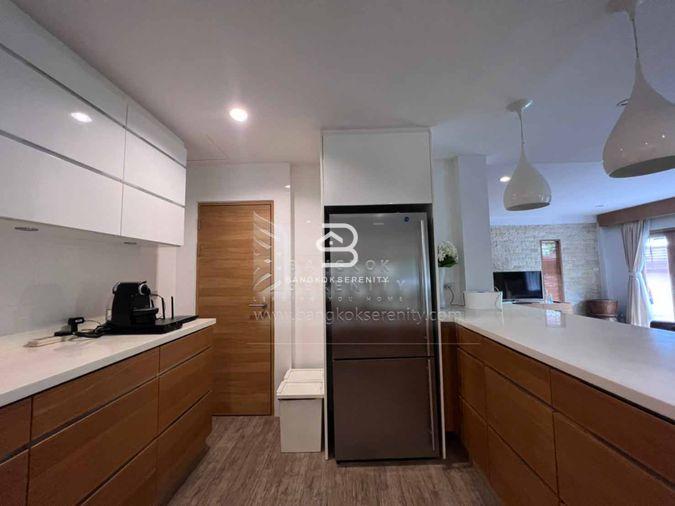 picture House for rent at Panya Pathanakarn Onnut - 12/64
