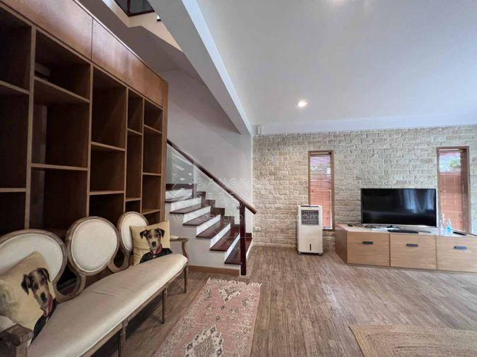 picture House for rent at Panya Pathanakarn Onnut - 3/64