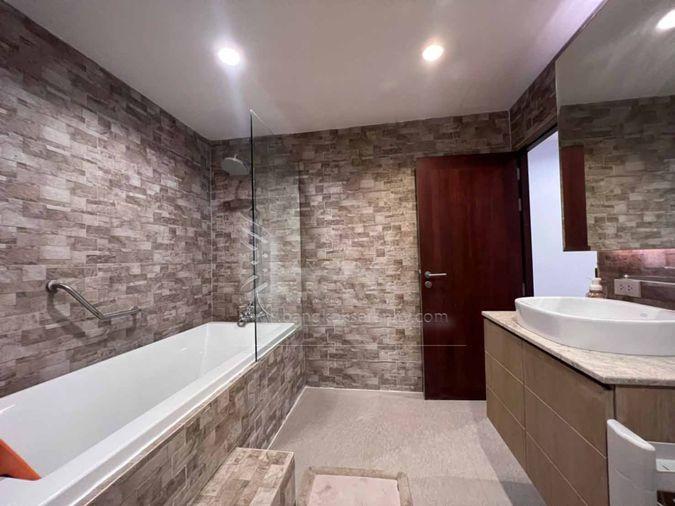 picture House for rent at Panya Pathanakarn Onnut - 24/64