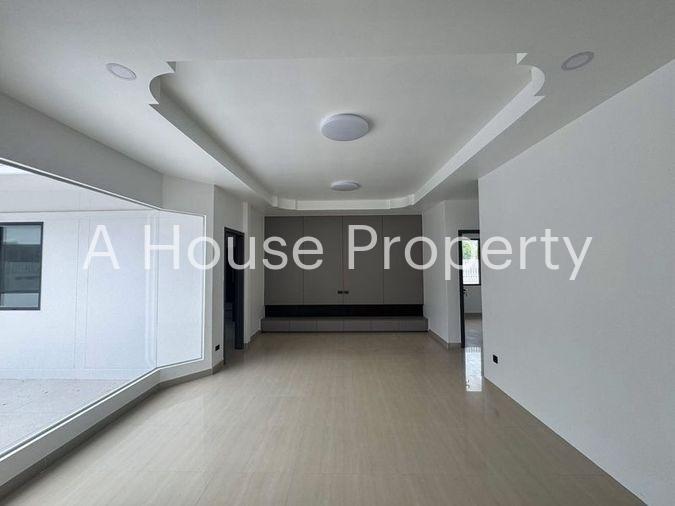picture Single house for sale in Grand PMC 2 project, Nong Prue, Bang Lamung, Chonburi. - 2/12