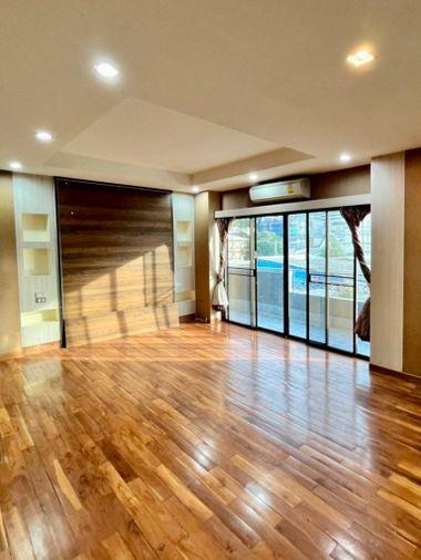 picture Rare Large Standalone Office – 11b12b 45mb - Office Building - Ratchada 3 📞Call 090 919 9898 - 2/25