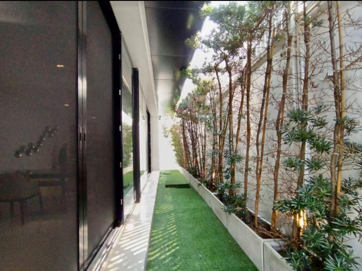 picture Luxury Detached House (corner unit) for Sale at 15 Gates Ekkamai-Ramin - 3/27