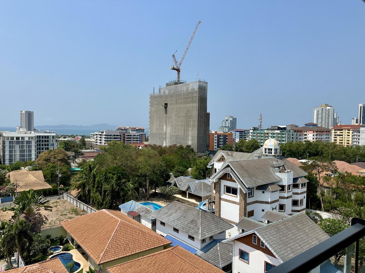 รูป Water Park Condominium One Bedroom Unit for sale in Pratumnak - รูปที่ 13/13