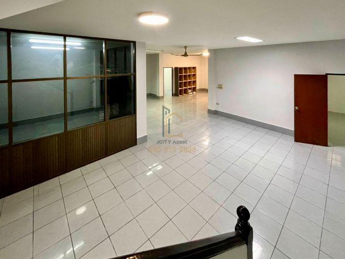 picture Rare Large Standalone Office – 11b12b 45mb - Office Building - Ratchada 3 📞Call 090 919 9898 - 9/25