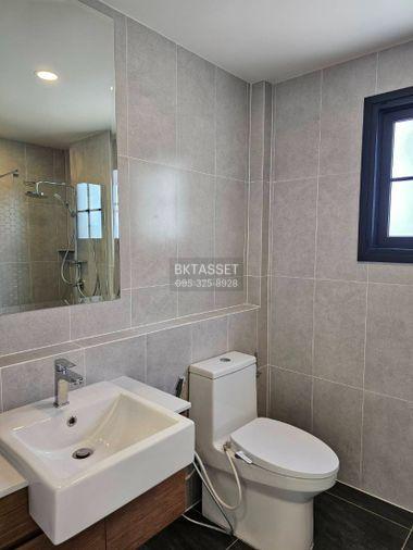 รูป ✅ ✅ Centro Bangna , Luxury House 4 ห้องนอน พร้อมเข้าอยู่ ติดต่อไลน์ @bktasset หรือโทร 095-325-8928 - รูปที่ 24/31