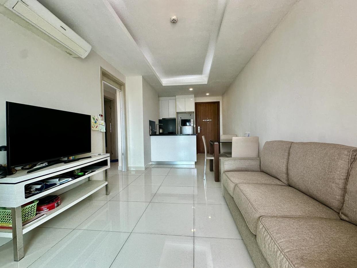 รูป Water Park Condominium One Bedroom Unit for sale in Pratumnak - รูปที่ 2/13