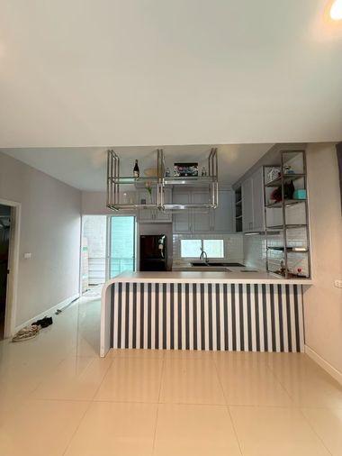 picture 🏡 For Sell : The Village Bang Na-Wong Waen 3  (ST-02) - 5/25