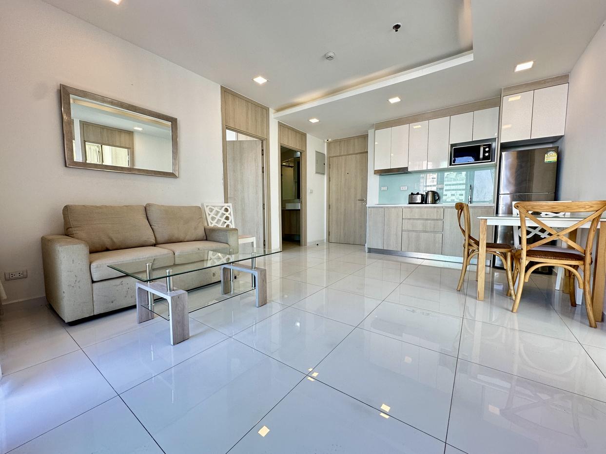 รูป The Cloud Two Bedroom Unit for sale in Pratumnak - รูปที่ 1/13