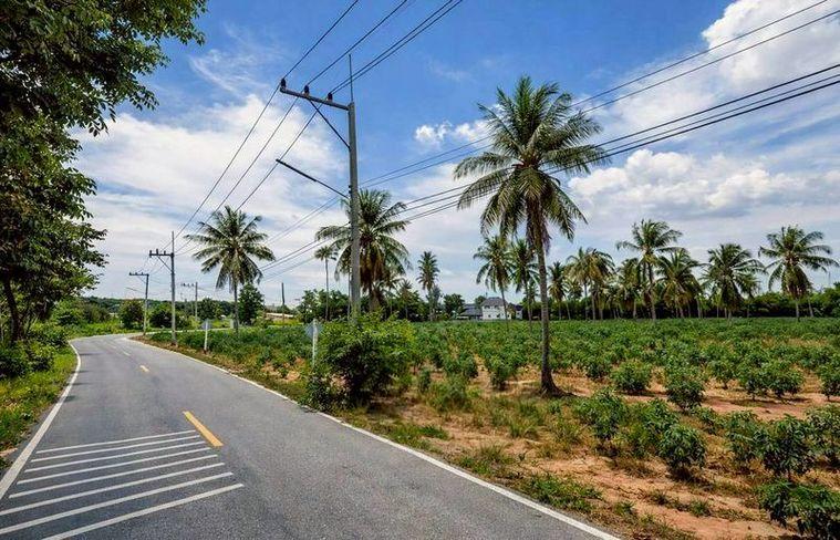 รูป ขายที่ดินพัทยา ราคาพิเศษ แปลงสวย ใกล้โรงเรียนนานาชาติรีเจนท์  - รูปที่ 2/4