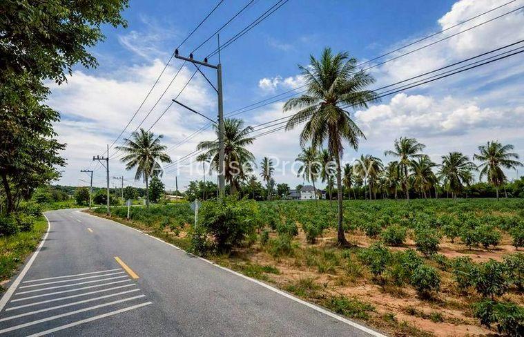 รูป ขายที่ดินพัทยา ราคาพิเศษ แปลงสวย ใกล้โรงเรียนนานาชาติรีเจนท์ - รูปที่ 2/4