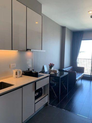 picture condo for rent :  C-Ekkamai (BTS Ekkamai)  (Rt-01) - 10/17