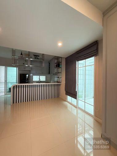 picture 🏡 For Sell : The Village Bang Na-Wong Waen 3 (ST-02) - 4/25