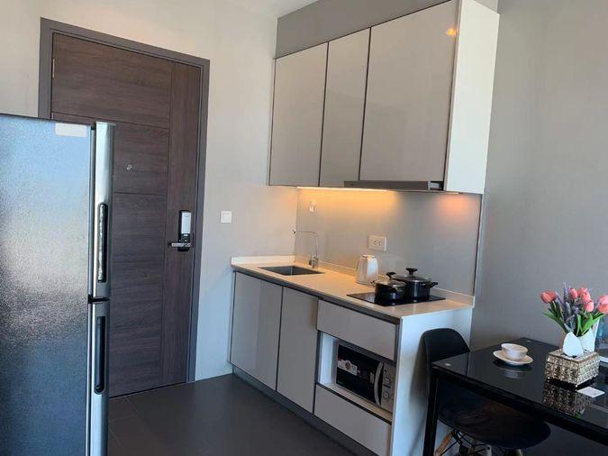 picture condo for rent :  C-Ekkamai (BTS Ekkamai)  (Rt-01) - 11/17