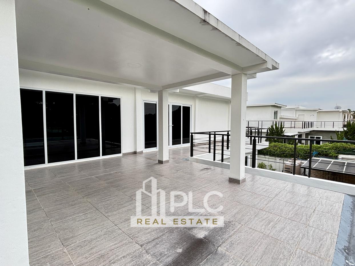 รูป 4 Bedroom Pool View Villa for sale in Bang Saray - รูปที่ 12/24