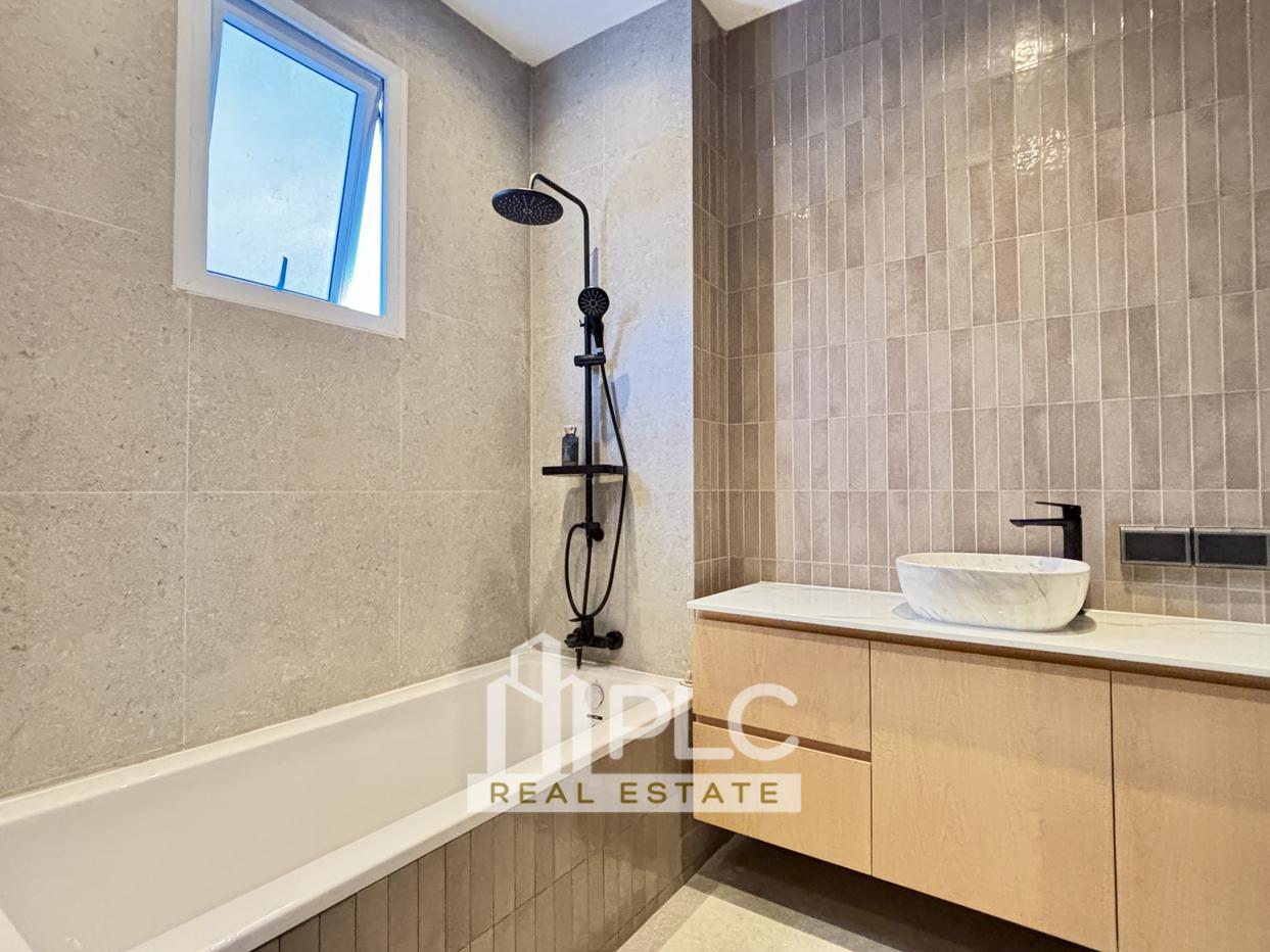 รูป 4 Bedroom Pool View Villa for sale in Bang Saray - รูปที่ 24/24